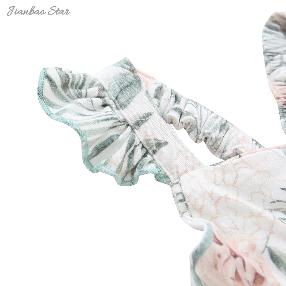 baby and toddler clothes Baby- und Kleinkindkleidung