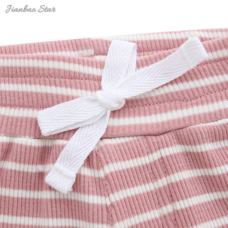 hochwertige Babykleidung