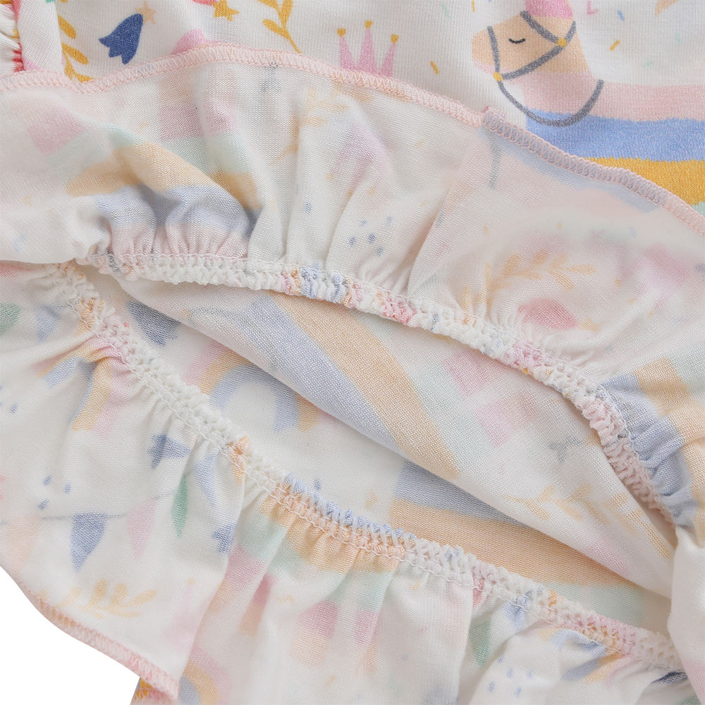 lindas roupas de beb&ecirc;