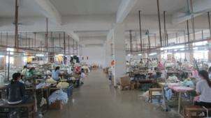 Baby- und Kleinkindkleidung