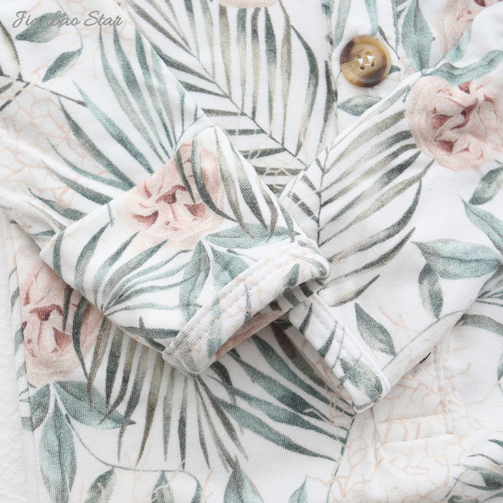 moderne Babykleidung