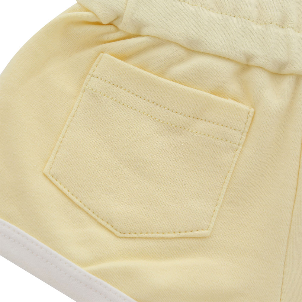 v&ecirc;tements de b&eacute;b&eacute; modernes