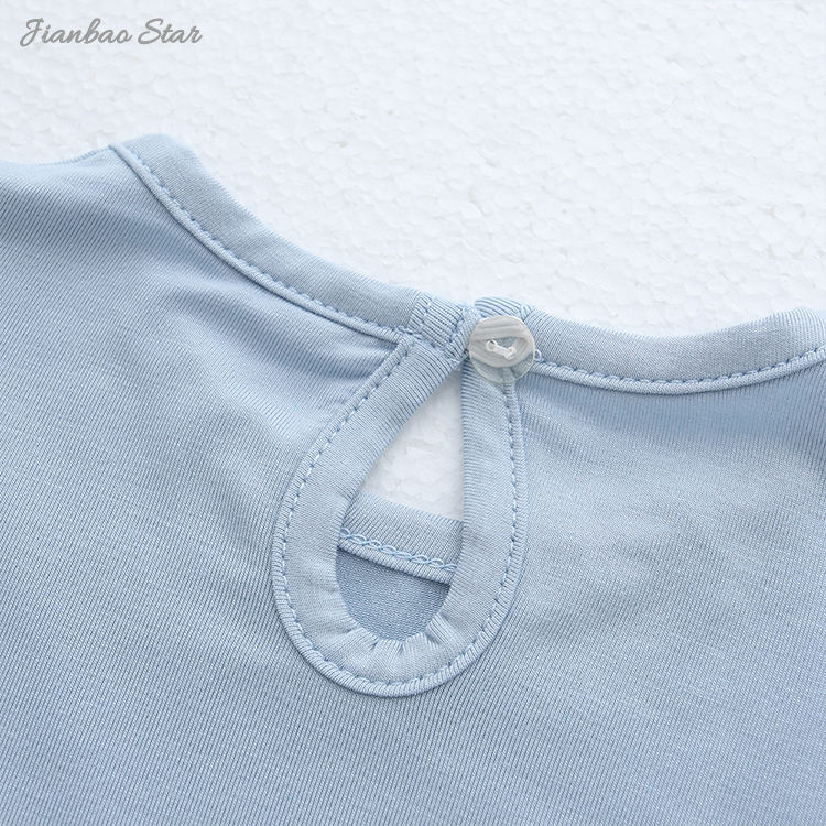 lindas roupas de beb&ecirc;